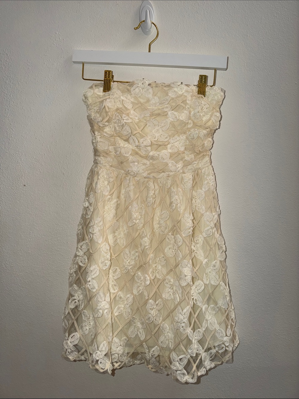 Strapless Lace Floral Cocktail Dress in Cream